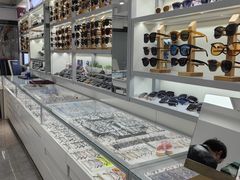 -潘多拉眼镜·蔡司依视路明月(潘家园店)