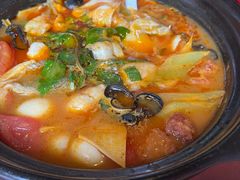 云南酸辣鱼锅-花马天堂云南餐厅 Lost Heaven(高邮路店)