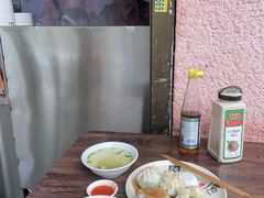 -依云煎包店