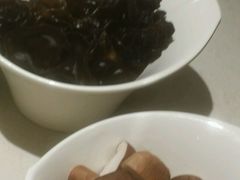 -海底捞火锅(泉城路店)