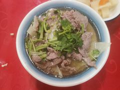 -冯烫烫跷脚牛肉·川菜小馆(武胜西街店)