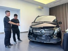 -天津波士信达奔驰4S店(卫津南路店)