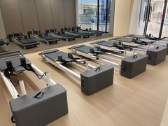 -乐刻瑜伽·普拉提·小瑜荚YogaPod(滨江银泰店)