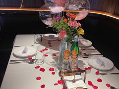 -MONICH牛排融合餐厅(和义大道购物中心店)