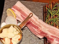 -轻烧烤肉(光谷步行街店)