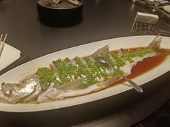 -忆江南·临江鱼馆