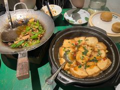 -费大厨辣椒炒肉(太平老街店)