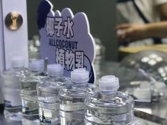 -蔻蔻椰·鲜萃椰子水(COCO Park店)