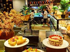 -广州万富希尔顿酒店·感趣自助餐厅·金秋蟹宴生蚝海鲜刺身