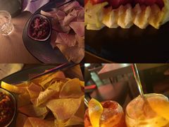 -FOUR PLAY BAR