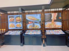 面包甜点陈列柜-饭怕鱼(阳光100店)