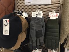 -优衣库(上海正大广场店)