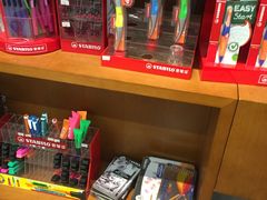 -外研书店(北京外国语大学西校区北外国际大厦店)