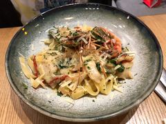 南洋大虾龙利鱼宽面-HELLO 27 意面·沙拉·帕尼尼