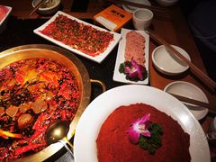 -潮火锅·麻辣牛肉火锅(观音桥方圆·LIVE店)