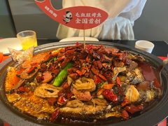 -辣尚瘾·烤鱼·新川菜(牡丹园直营店)