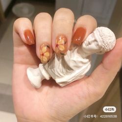 -Pink You美甲洗眉纹绣定制中心