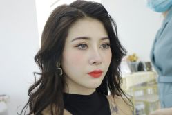 -爱的化妆工作室(雅地天际店)