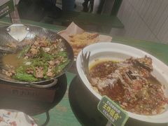 -费大厨辣椒炒肉(太平老街店)