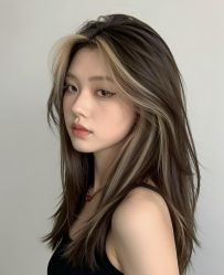 -镁连社·美联社