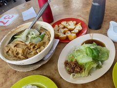 -直落玻璃（瓦煲）肉骨茶