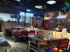 -马路牙子烧烤音乐酒馆(望京店)