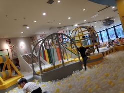 -乐多星球潮玩中心(沈阳嘉里城店)