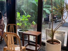 靠窗位-Metal hands·铁手咖啡