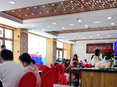 大堂-撒拉人家.酸菜牦牛肉火锅