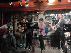 -南锣鼓巷吉他吧(鼓楼店)