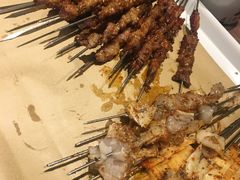 -喝丢一只鞋辣炒海鲜小烧烤(三八广场店)