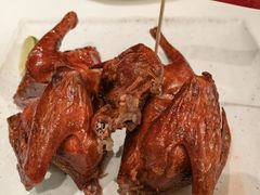非遗红烧乳鸽-侨美食家·41年地道粤菜(恒福路店)