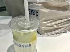 冷萃菠萝生椰水-TACO STAR 塔可星(下沙宝龙店)