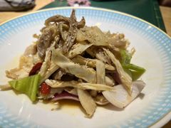 -巴依兄弟西域美食(机场店)