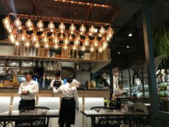 -KUB KAO' KUB PLA(Central World Plaza)