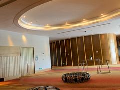 -上海滴水湖皇冠假日酒店