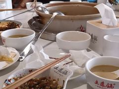 -土连锅·现熬养生汤锅(梁家巷店)