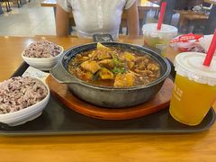 -奎屯友好时尚购物中心