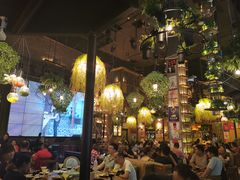 大堂-临界音乐酒馆·小龙虾·江湖菜(华熙LIVE·鱼洞店)