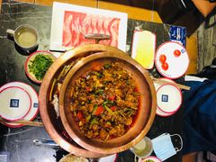 -巴四老城区炭火蛙锅(张江店)