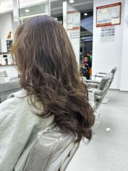 -首脑美发沙龙