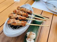 柠檬鱼串-三亚艾迪逊酒店·海滩烧烤 BARBACOA·现场乐队·浪漫晚餐·烧烤海鲜
