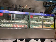 面包甜点陈列柜-火宴山海鲜自助火锅(万宴城店)