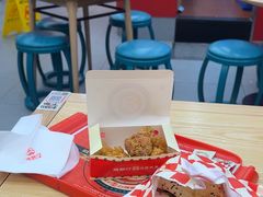 -塔斯汀中国汉堡(徐汇汇京广场店)