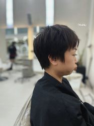 -十六番发型师事务所