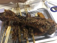 大烤羊腿-正宗新疆天山烧烤(贵新街店)