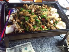 双椒味炭烧牛蛙平锅-蘭奢雅集·江浙菜(青山江滩店)