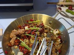 -石牌岭小亮蒸虾•湖北老字号(左岭店)