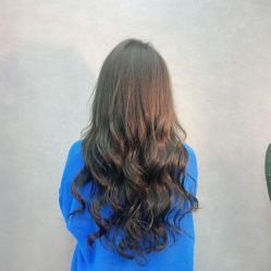 -诗悦发型烫染SALON