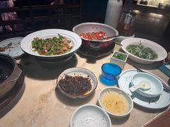 -佬麻雀·新湘菜(东方宝泰店)